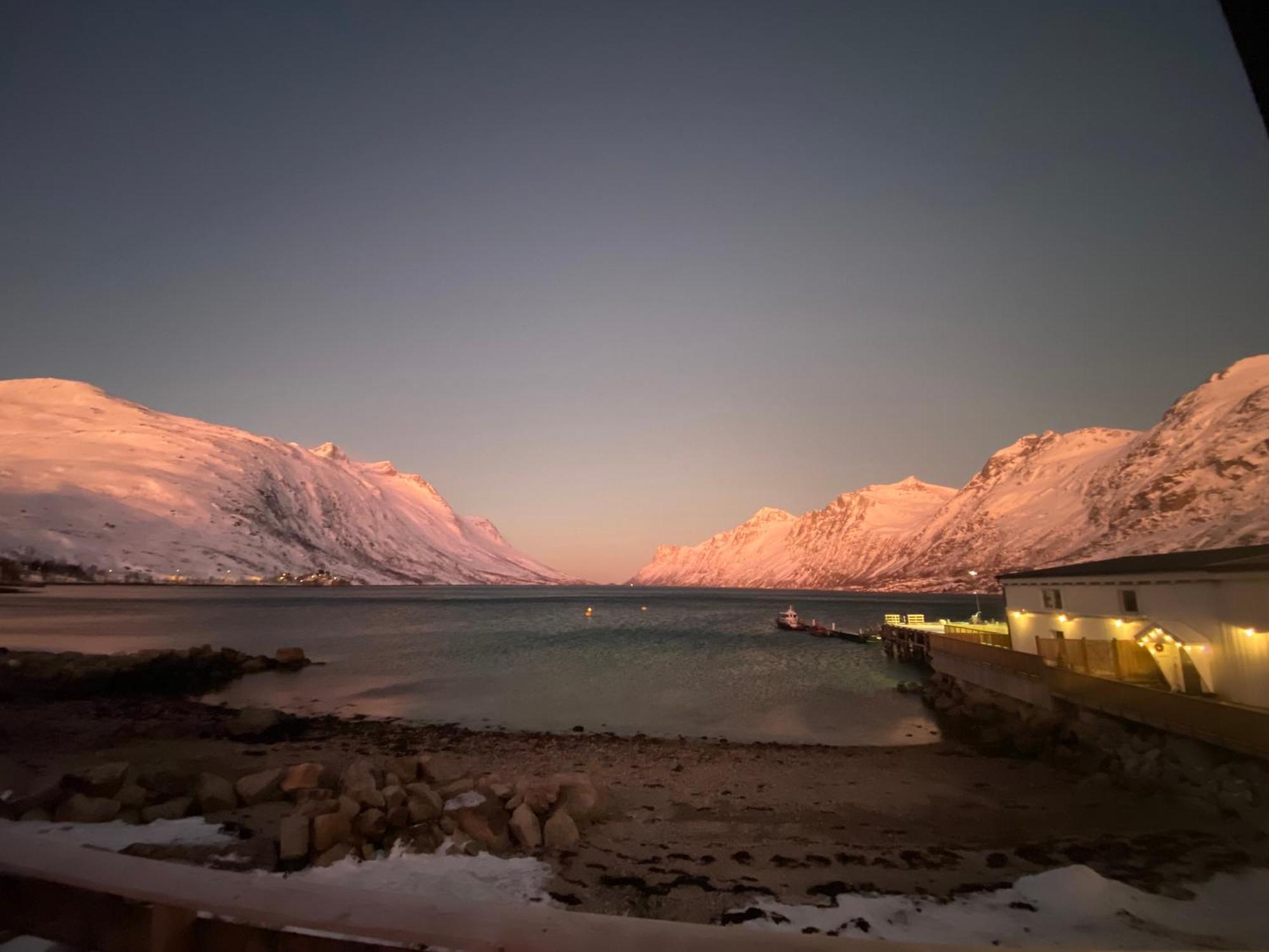 Bed and Breakfast House Of Ellie Ersfjordbotn Exterior foto
